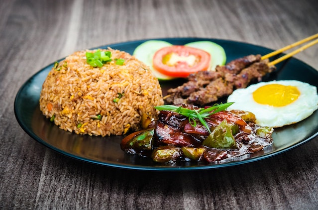 Nasi Goreng: Kuliner Nusantara yang Memikat